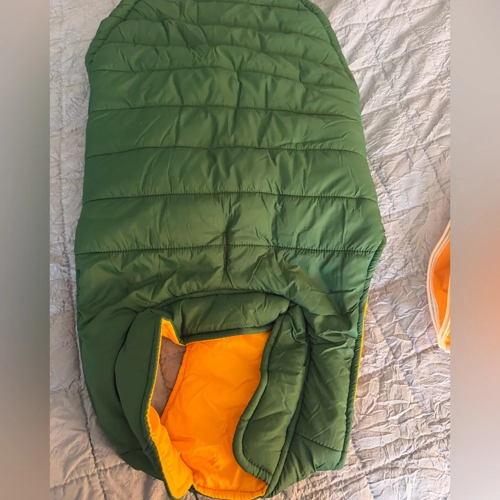 Lelepet reversible puffer coat NWT Size XL